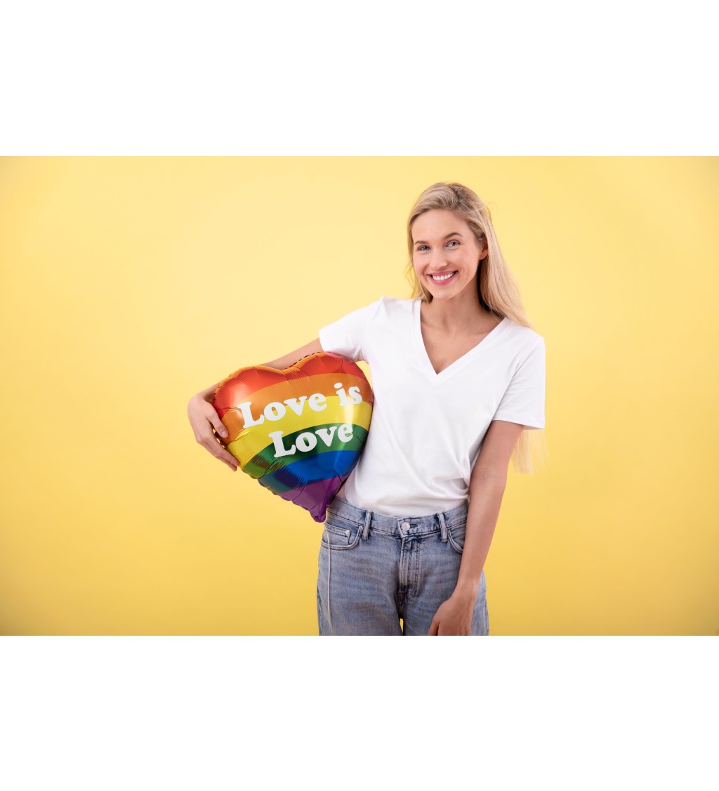 Fóliový balónik - Love is Love