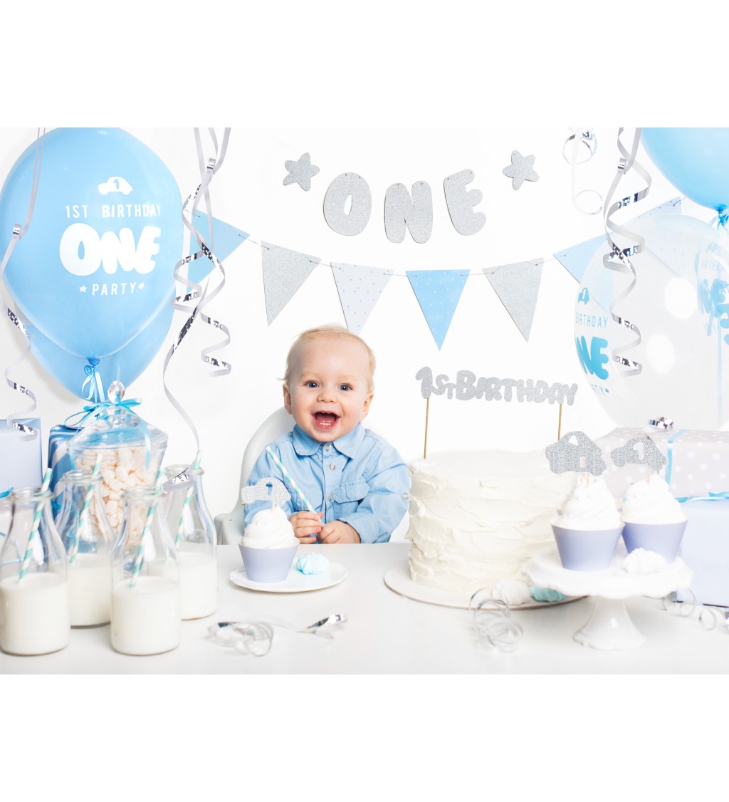 Modrá vlajková girlanda 1st Birthday