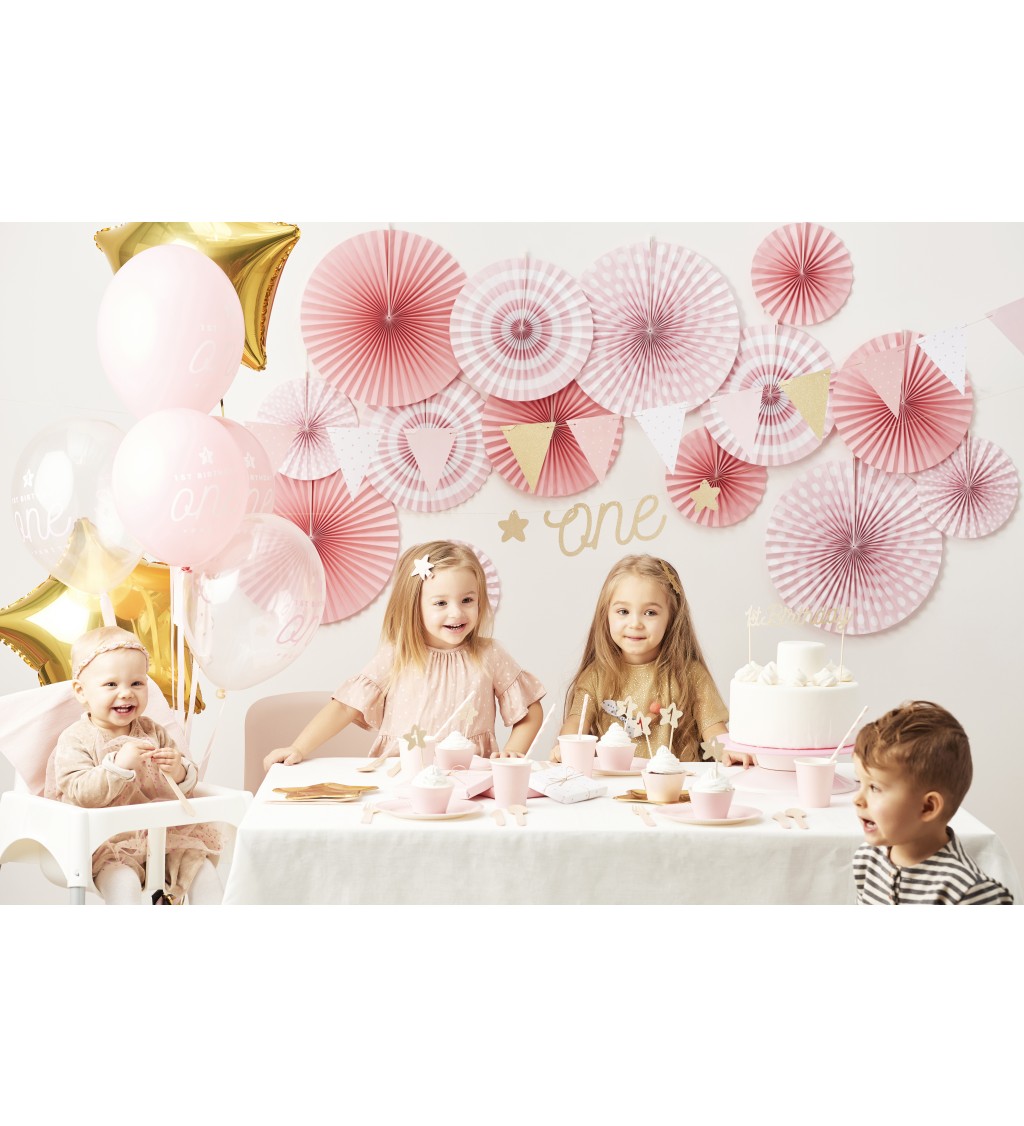 Ružová vlajková girlanda 1st Birthday