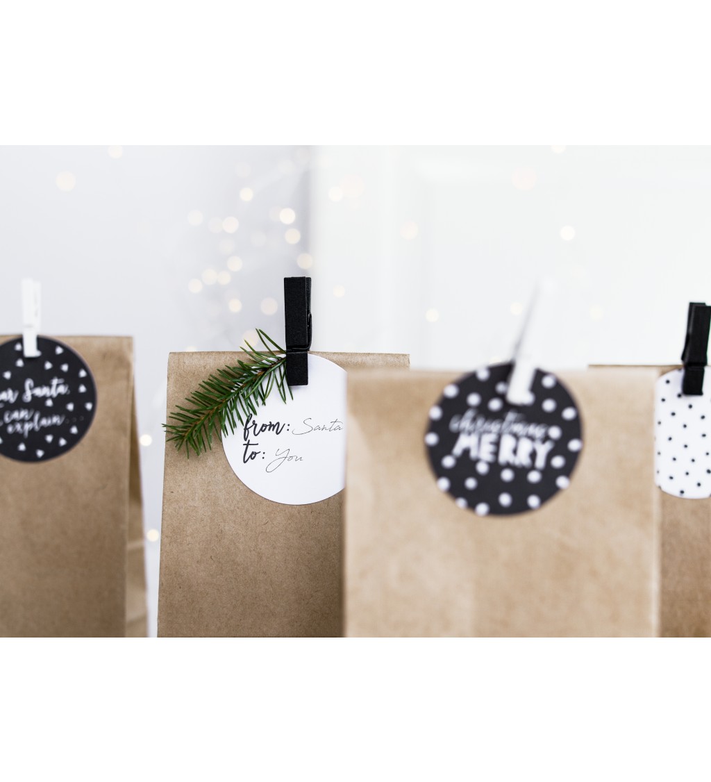 Farebné kolíčky - čierne