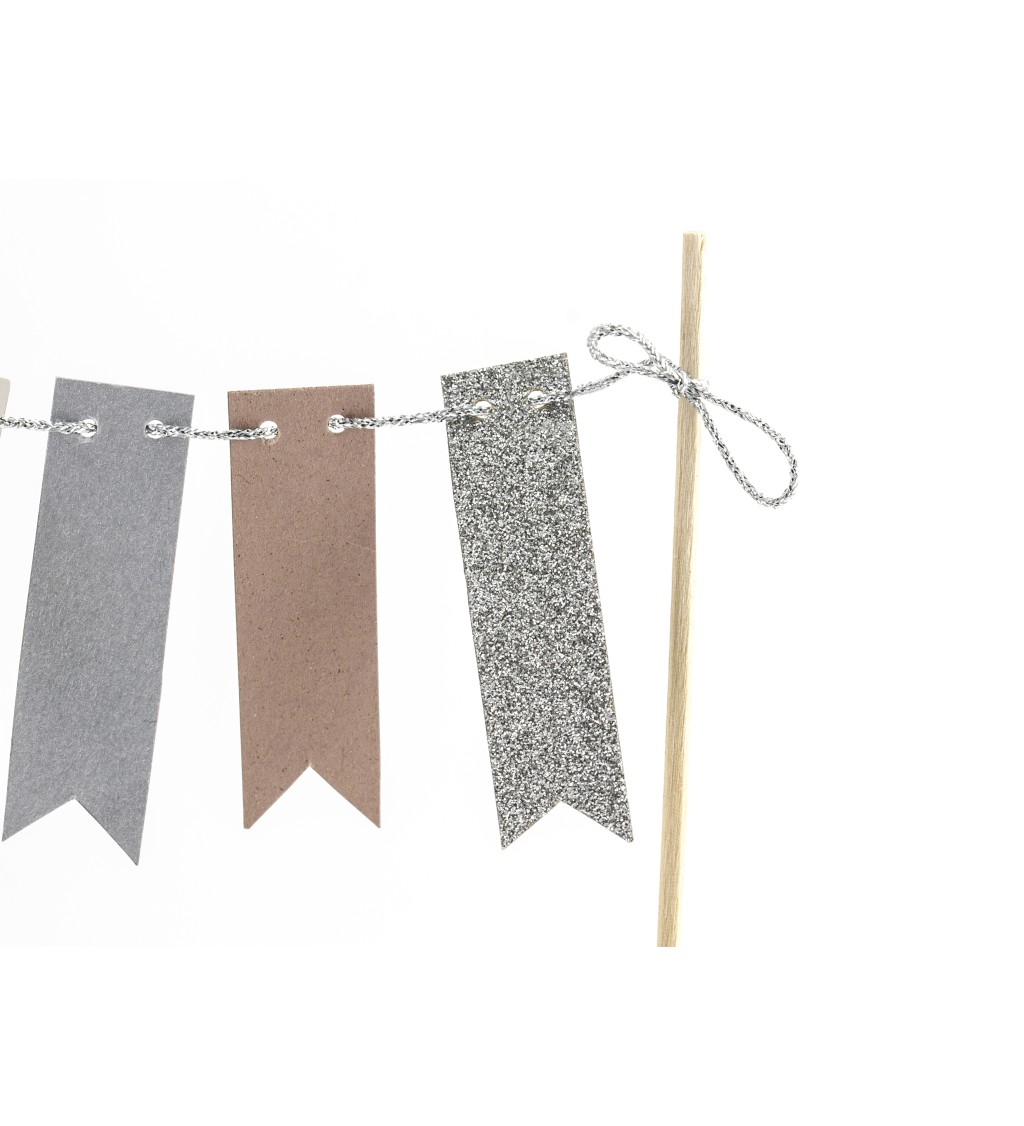 Girlanda na špajdliach do výzdoby