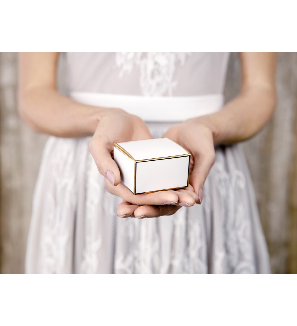 White-gold box na svadbu