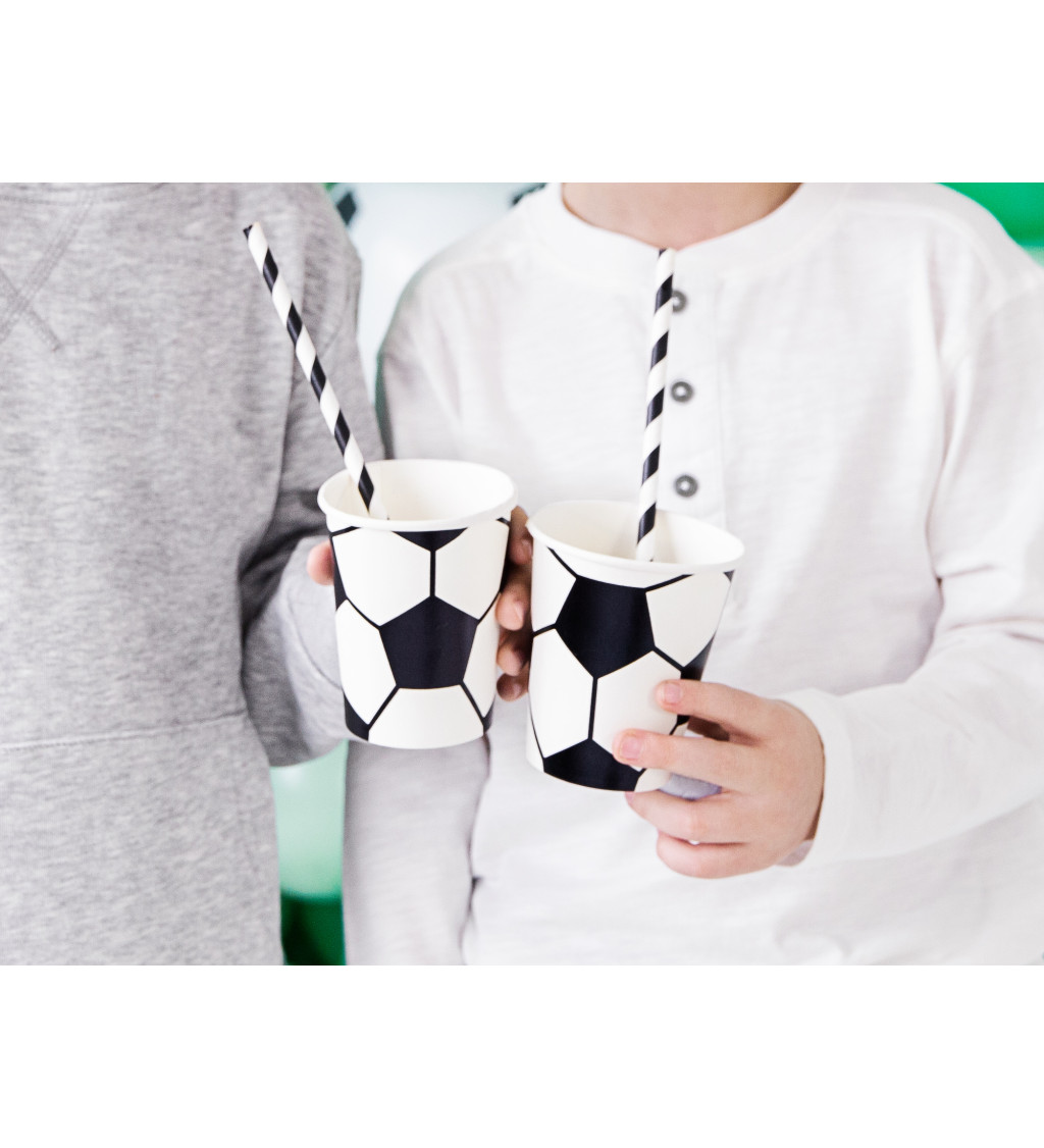 Futbalové kelímky
