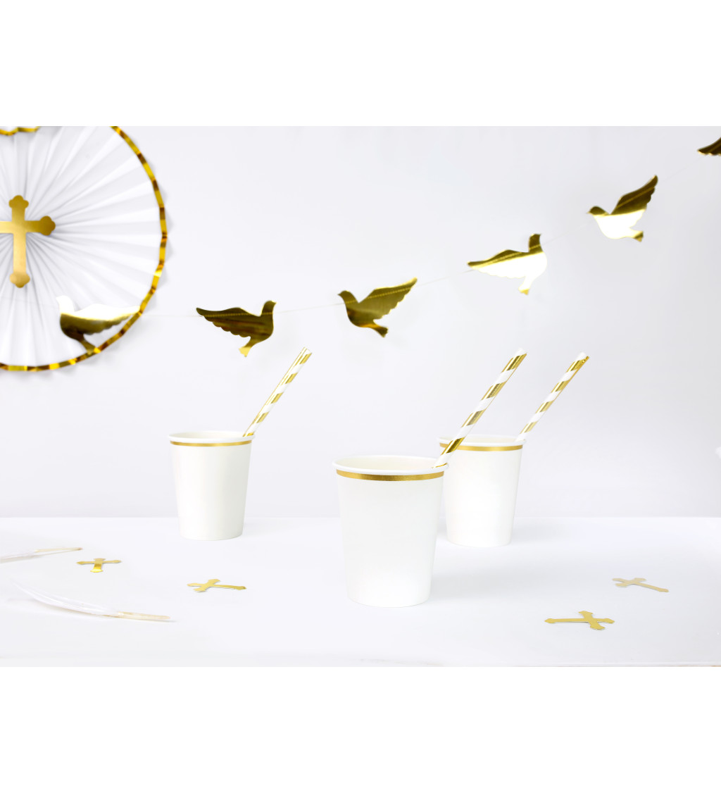 Bielo-zlaté kelímky