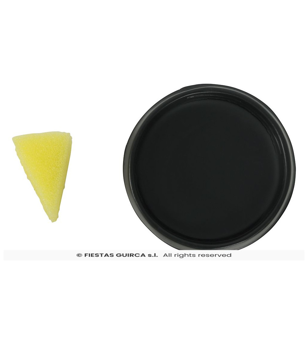 Čierny make-up s hubkou