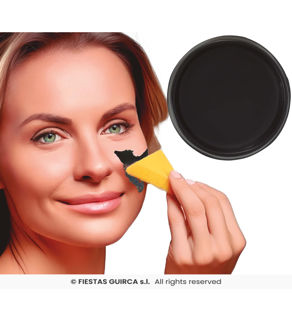 Čierny make-up s hubkou