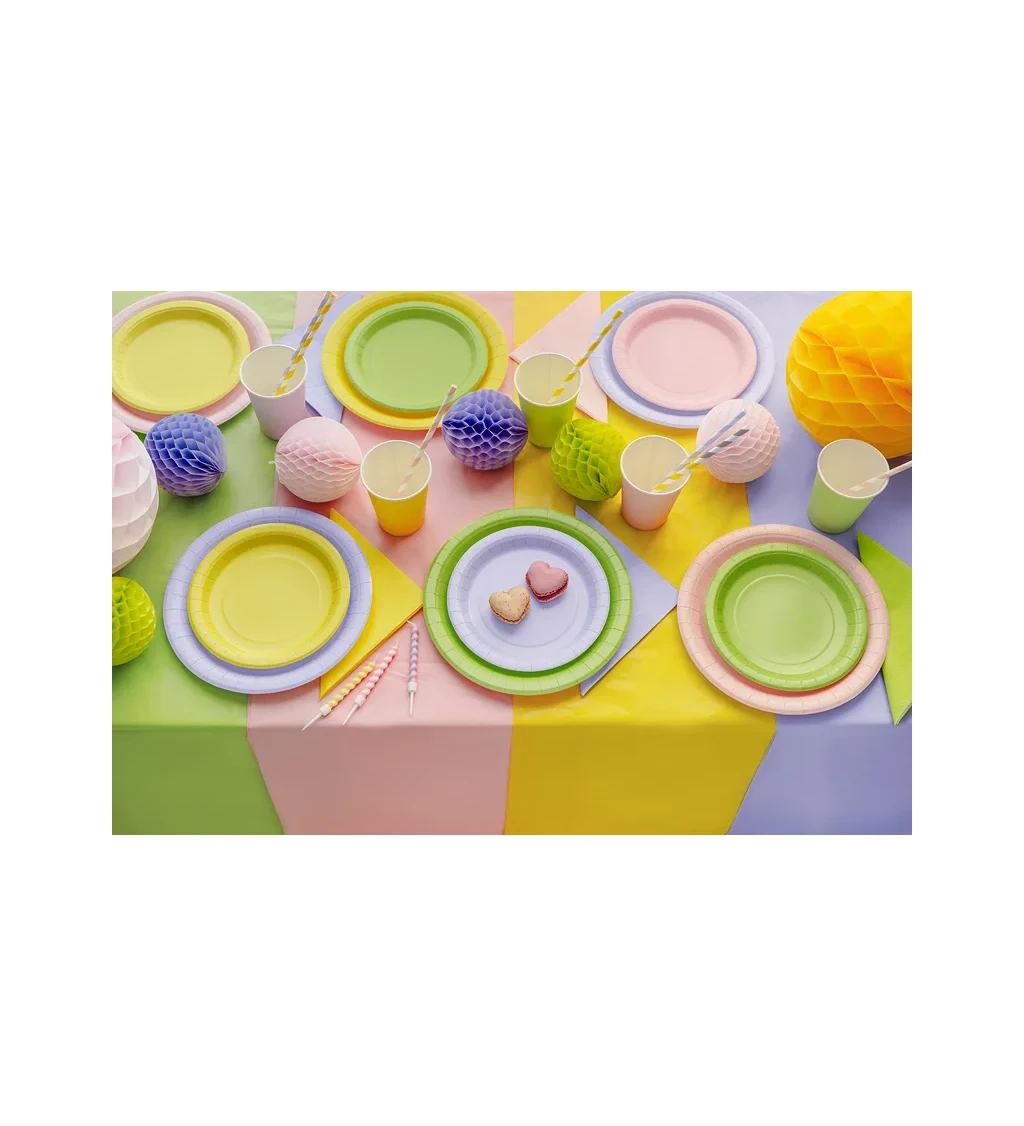 Svetlozelené tanieriky - 6 ks