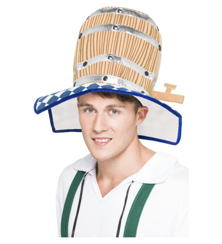 Čiapka v tvare pivného suda