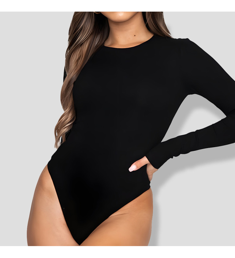 Čierne body s dlhým rukávom